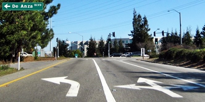 CLICK to continue: Left on De Anza from H280S