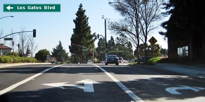 CLICK to continue: Left on Los Gatos Blvd from Lark Ave