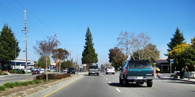 CLICK to continue: Los Gatos Blvd